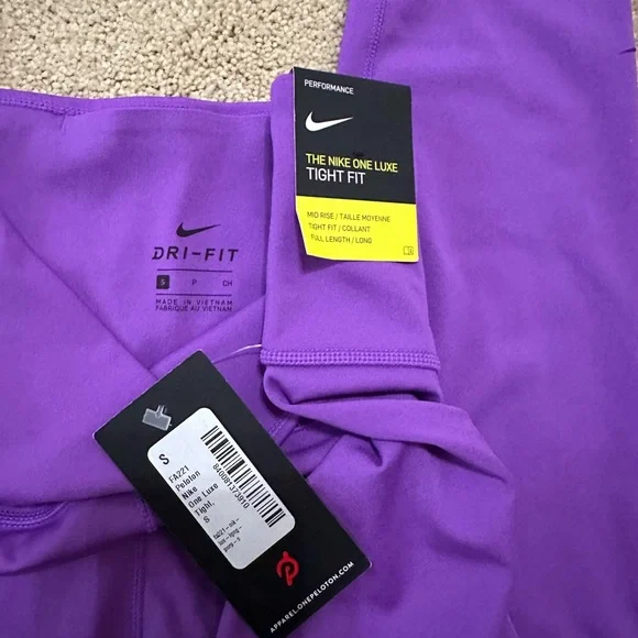 Nike Peloton Tights Size Small - $55 - New w/Tags - Picture 5 of 5